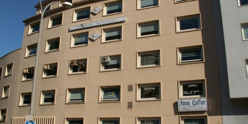 BUREAU CENTRAL A LOUER