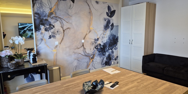 BUREAUX SUR LE PORT DE MONACO