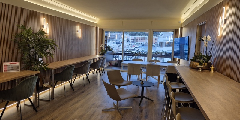 BUREAUX SUR LE PORT DE MONACO