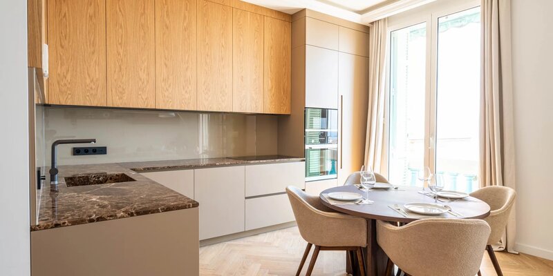 Monaco – Monte-Carlo – Elegante appartamento con 3 stanze e vista mare
