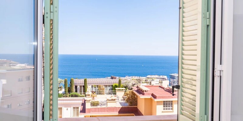 Monaco – Monte-Carlo – Elegante appartamento con 3 stanze e vista mare