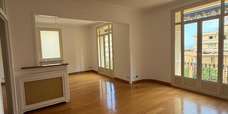 Elégant appartement de 5 pièces - aperçu mer