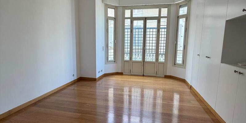 Elégant appartement de 5 pièces - aperçu mer
