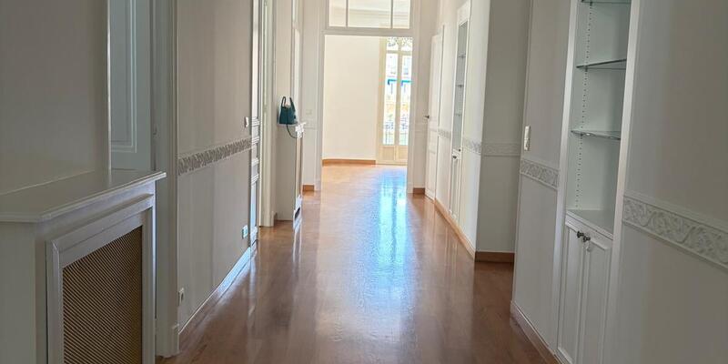 Elégant appartement de 5 pièces - aperçu mer